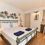 Kipos & Apartmán *